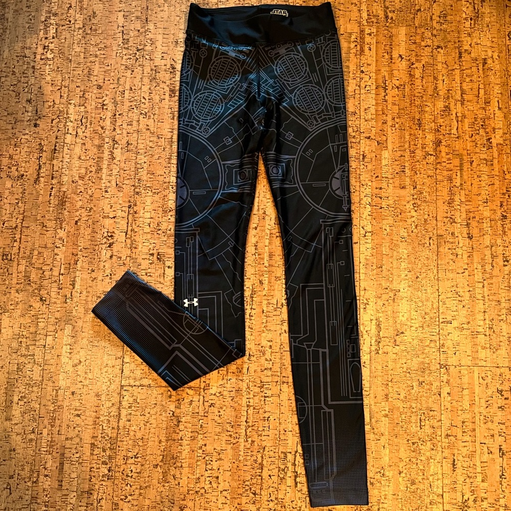 Girls youth Small, Under Armour black Star Wars leggings